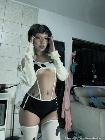 Full leaked Kittyadora private onlyfans photo