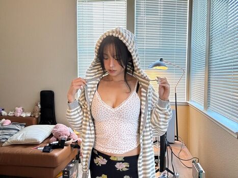 Full leaked Ashley barron / private onlyfans photo
