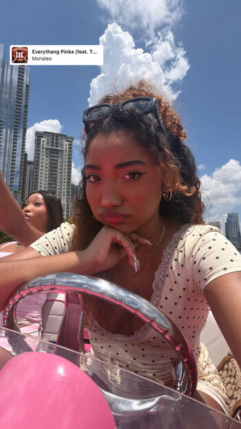 Full leaked Krystalogy private onlyfans photo