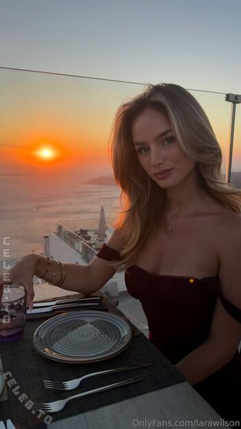 Full leaked Lara wilson private onlyfans photo
