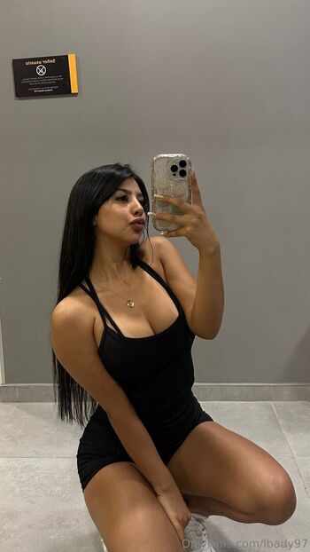 Full leaked Lbady private onlyfans photo