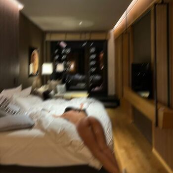 Full leaked Ledusula page private onlyfans photo
