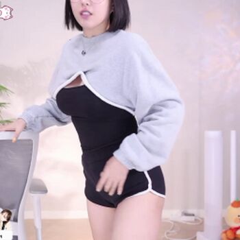 Full leaked Leelate private onlyfans photo