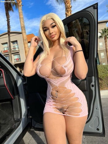 Full leaked Lexileg private onlyfans photo