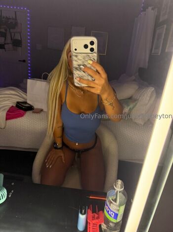 Full leaked Lexii violett private onlyfans photo