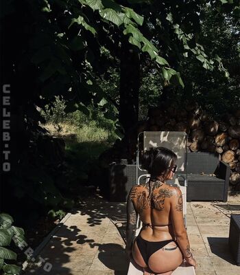 Full leaked Leyalocaa private onlyfans photo