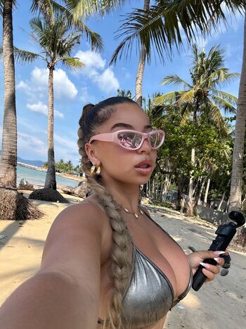 Full leaked Lil kitty private onlyfans photo