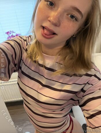 Full leaked Lilly schaper page private onlyfans photo