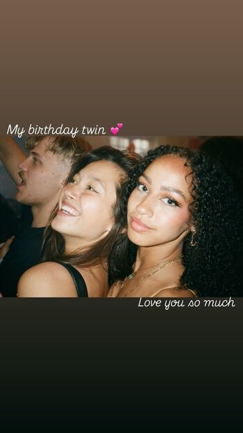 Full leaked Lily chee page private onlyfans photo
