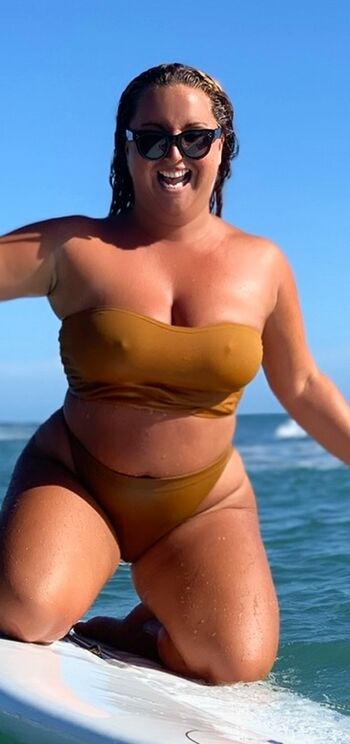 Full leaked Loli fit private onlyfans photo