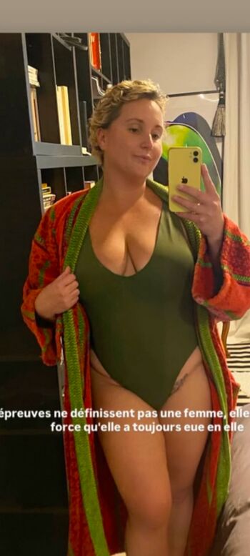 Full leaked Loli fit private onlyfans photo
