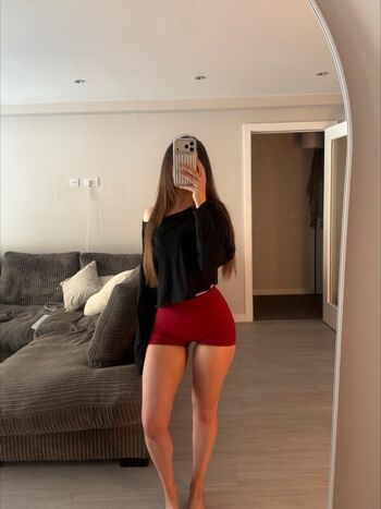 Full leaked Louiselaingx page private onlyfans photo