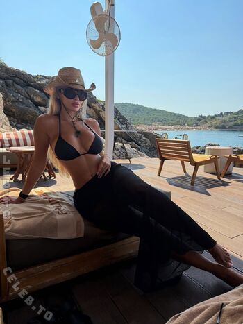 Full leaked Luana vjollca page private onlyfans photo