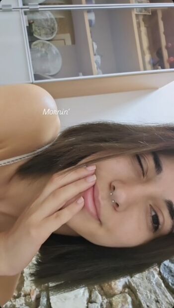 Full leaked Lucrelisa  page private onlyfans photo