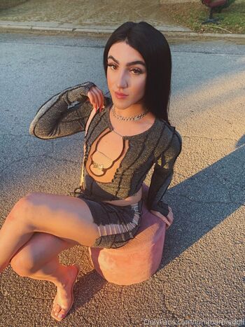 Full leaked Lunabarbiedoll private onlyfans photo