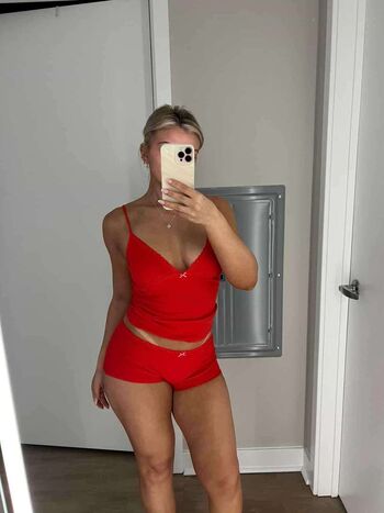 Full leaked Lyndalessandro private onlyfans photo