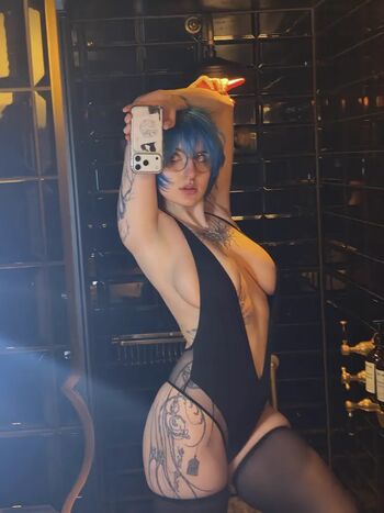 Full leaked Lyra crw private onlyfans photo