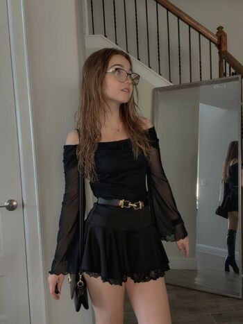 Full leaked Lyssaurora page private onlyfans photo