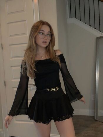 Full leaked Lyssaurora page private onlyfans photo
