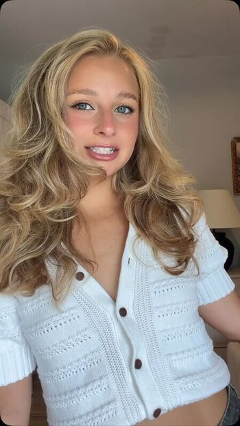 Full leaked Macimccarley page private onlyfans photo