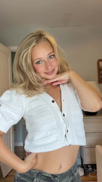 Full leaked Macimccarley page private onlyfans photo