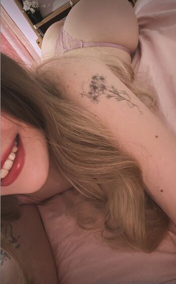 Full leaked Maddybcs private onlyfans photo