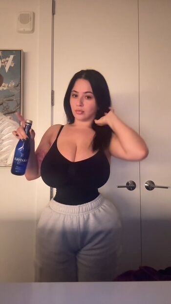 Full leaked Mamig private onlyfans photo