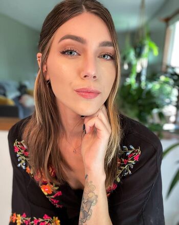Full leaked Marzz private onlyfans photo