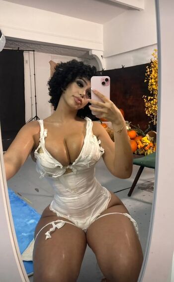 Full leaked Meldadel private onlyfans photo
