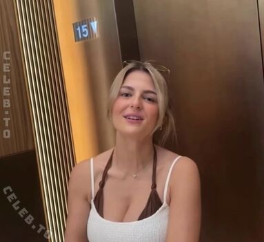 Melina.msxou