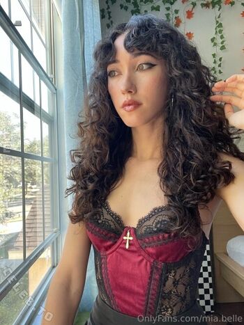 Full leaked Mia belle private onlyfans photo