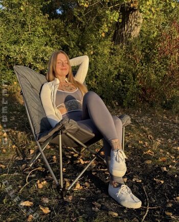 Full leaked Mia plaisir private onlyfans photo