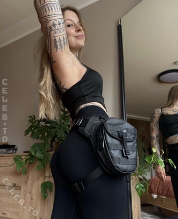 Full leaked Mia plaisir private onlyfans photo