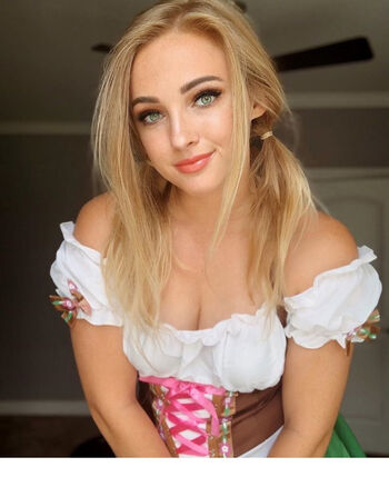 Full leaked Michaela lee page private onlyfans photo