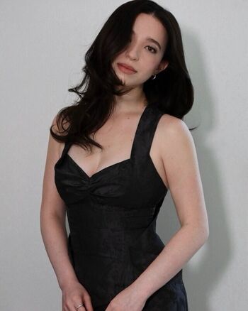 Full leaked Mikey madison page private onlyfans photo