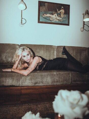 Full leaked Miley cyrus private onlyfans photo
