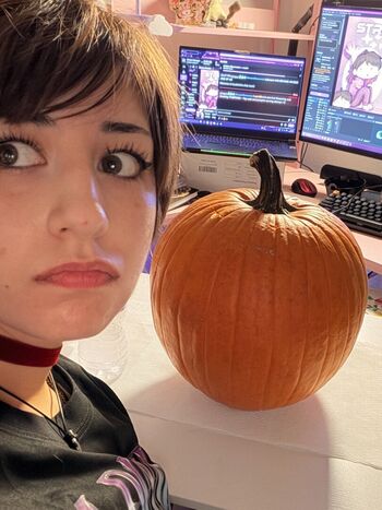 mimidoescosplay