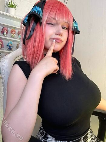Full leaked Mina min page private onlyfans photo