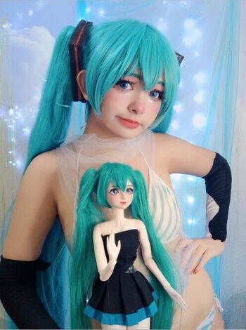 Full leaked Mishi miku page private onlyfans photo