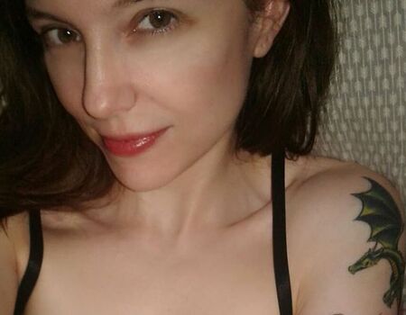 Full leaked Molly bee private onlyfans photo
