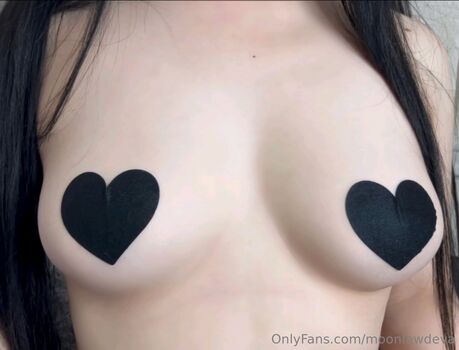 Full leaked Mooncakeva private onlyfans photo