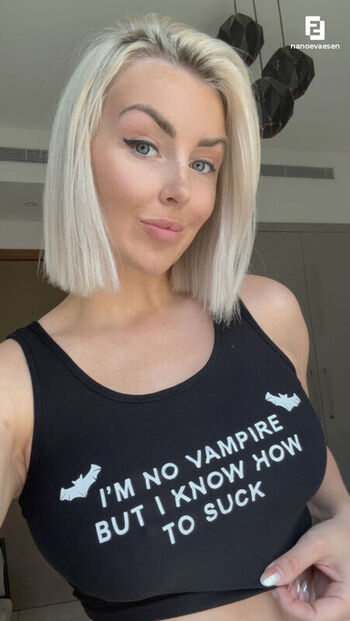 Full leaked Nanoe vaesen  page private onlyfans photo