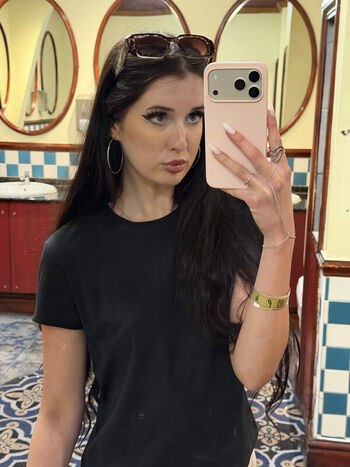 Full leaked Nataliebarness private onlyfans photo