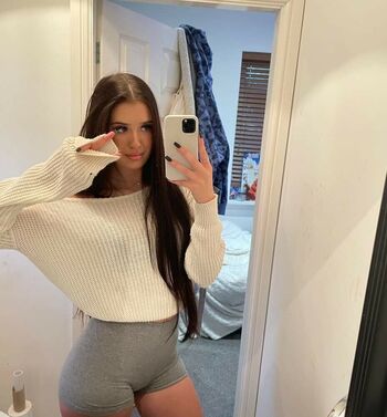 Full leaked Nataliebarness private onlyfans photo