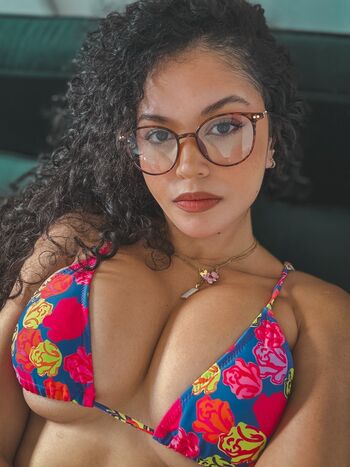 Full leaked Paisleelady private onlyfans photo