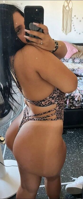 Full leaked Pampee spamm private onlyfans photo