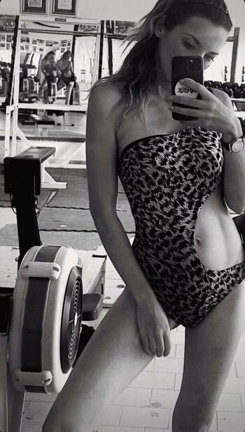 Full leaked Petra elaza private onlyfans photo