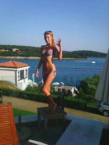 Full leaked Petra elaza private onlyfans photo