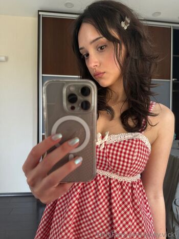 Full leaked Picky vicky private onlyfans photo