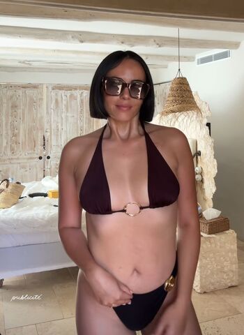 Full leaked Pieds agathe auproux page private onlyfans photo